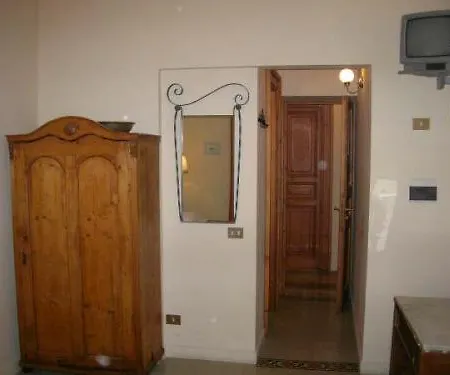 Guest house Marta 2*