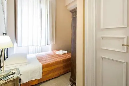 Marta 4* Rome